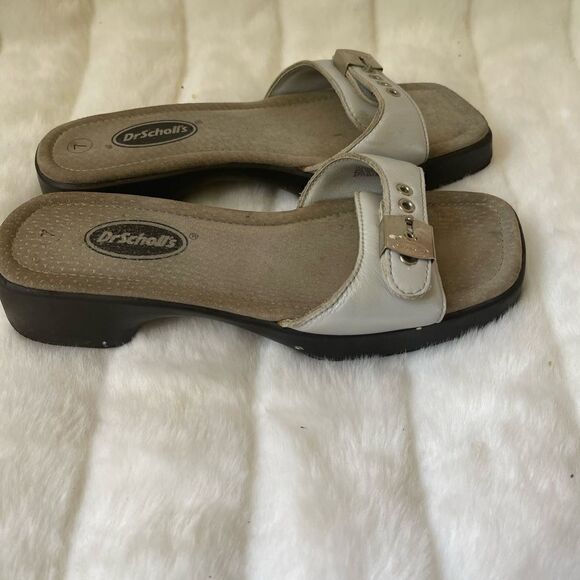 Dr Scholl’s light gray leather slides sandals side buckle square toe size 7 - Picture 14 of 16